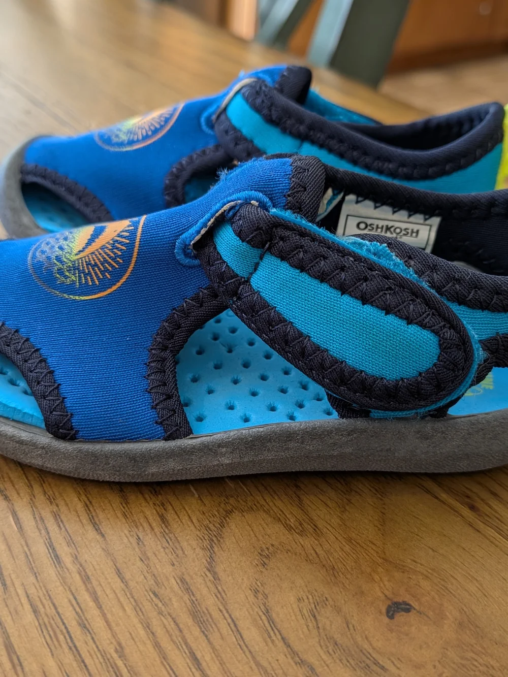 OshKosh B'gosh Kids Water Shoes , Toddler Sz. 5
